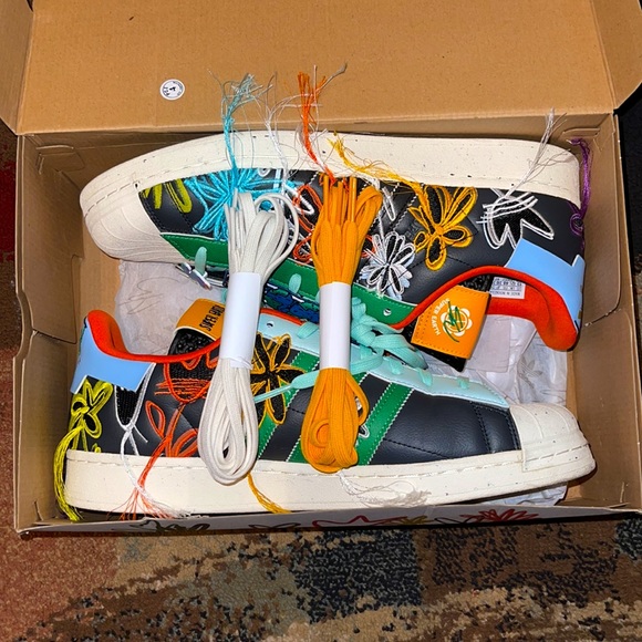 adidas gazelle silver green womens Adidas Consortium GX3823 Sean Wotherspoon SUPEREARTH Superstar Mens  Lifestyle Shoe